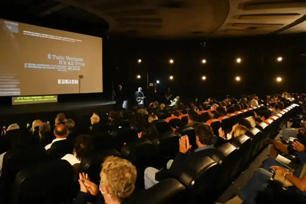 Festival Internacional de Cine de Río (Octubre)