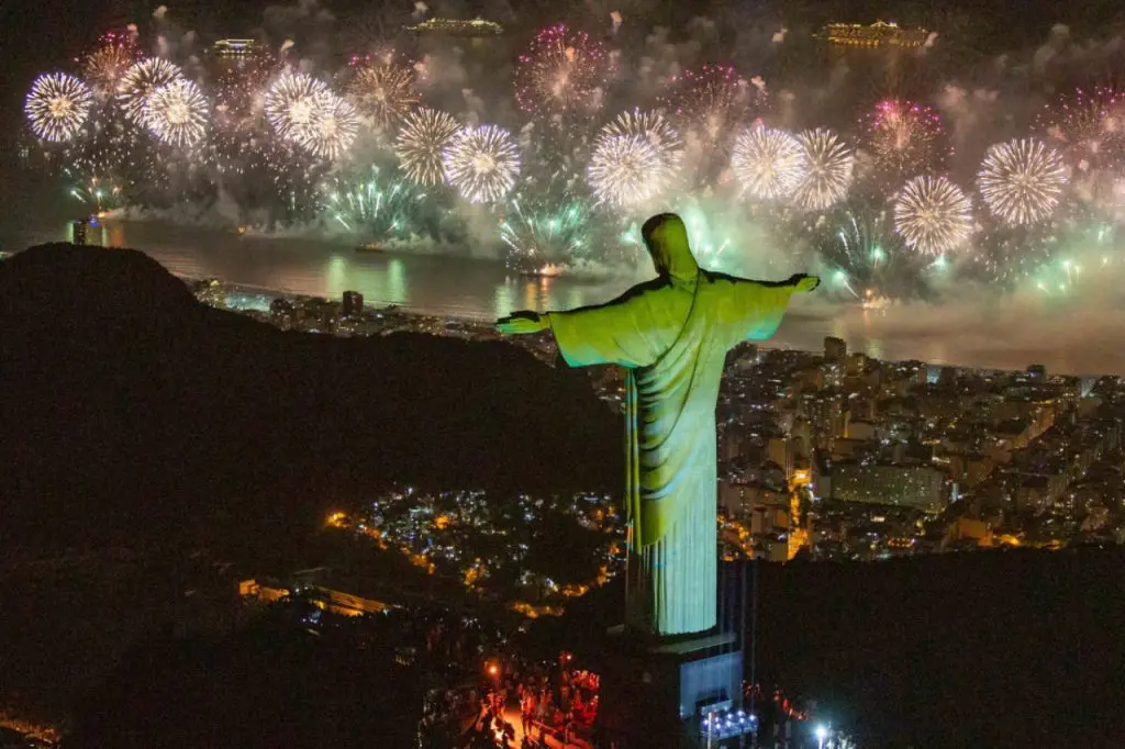 Réveillon en Copacabana (31 de diciembre)